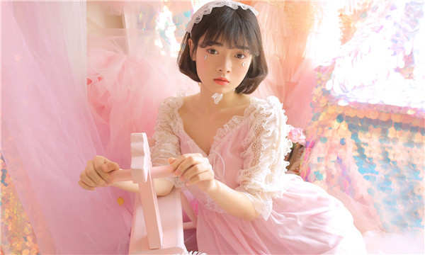 田林供卵试管代怀生子多少钱？这一直是很多不孕不育家庭关注的话题。在中国，不孕不育的发生率越来越高，根据《中国不孕不育现状调研报告》显示，育龄夫妇的不孕不育率从20年前的3%增长至现在的12.5%-18.2%，患者人数高达6000万以上。在这样的背景下，许多家庭通过供卵试管来实现自己的生育梦想。那么，供卵试管代怀生子的费用到底是多少呢？
